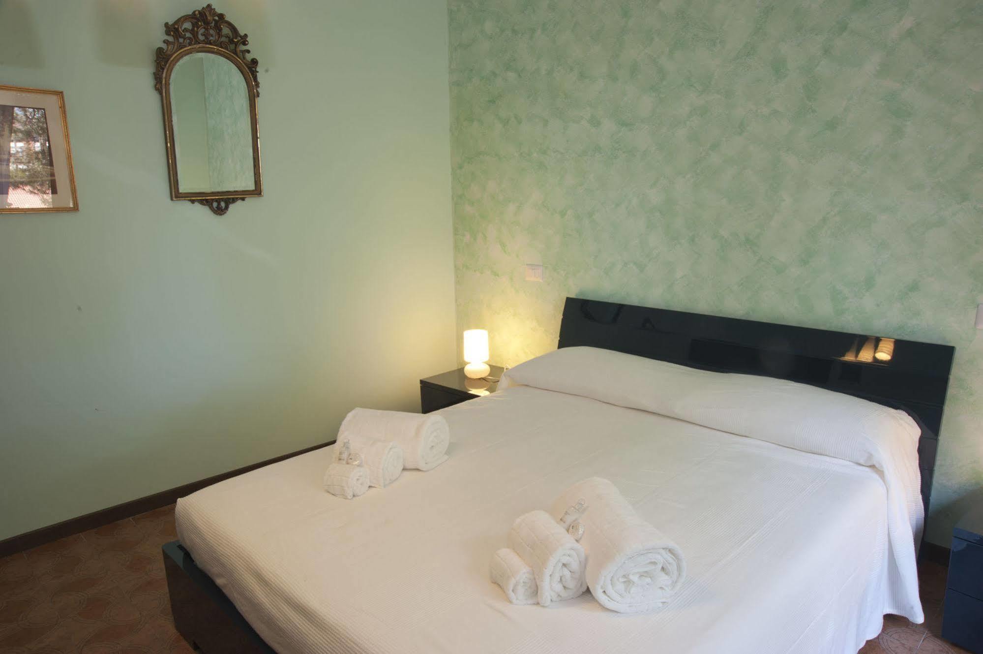 Bed and Breakfast Domus In Viridi Roma Exterior foto